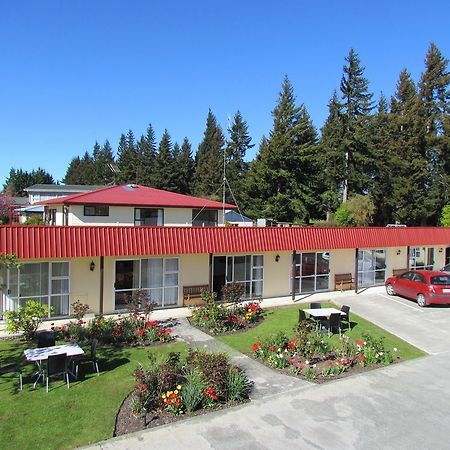 Amber Court Motel Те-Анау Екстер'єр фото