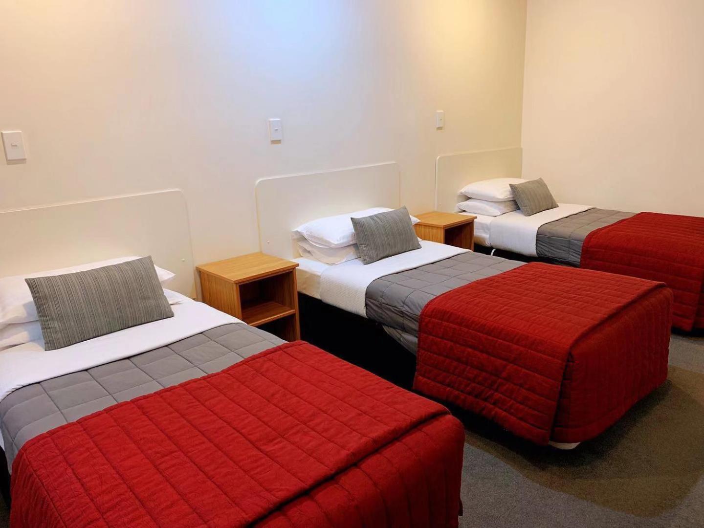 Amber Court Motel Те-Анау Екстер'єр фото